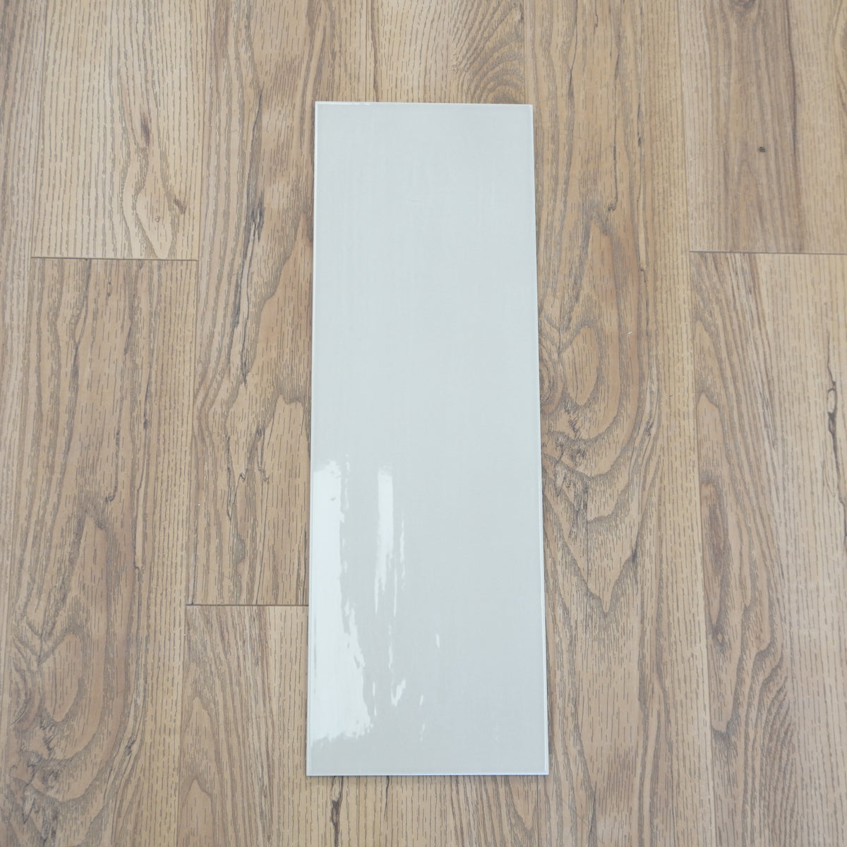 8x24-inch Grisha Backlash Ceramic Tiles in Linen - 12 sq. ft. (9pcs)