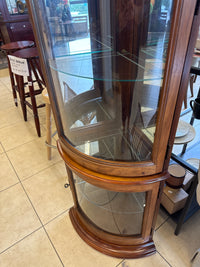 PULASKI FURNITURE Corner Curio Cabinet