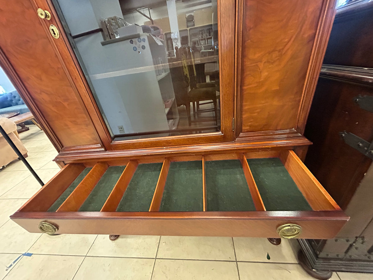 Vasiliki China Cabinet