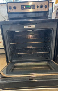 General Electric Electric Range with Five Burners