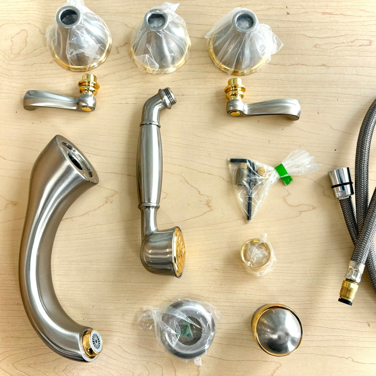 5-Piece Tub Filler Trim Set with Lever Handles, Satin Nickel & Gold – TKL805F-SNGD