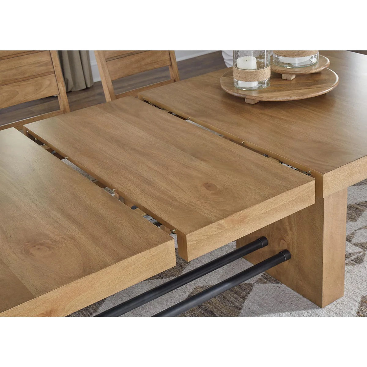 Kristiland 98-inch Extendable Dining Table