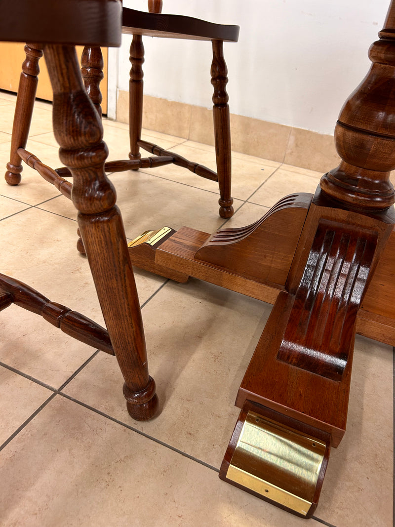 Solid Oak Dining Set - Round Table