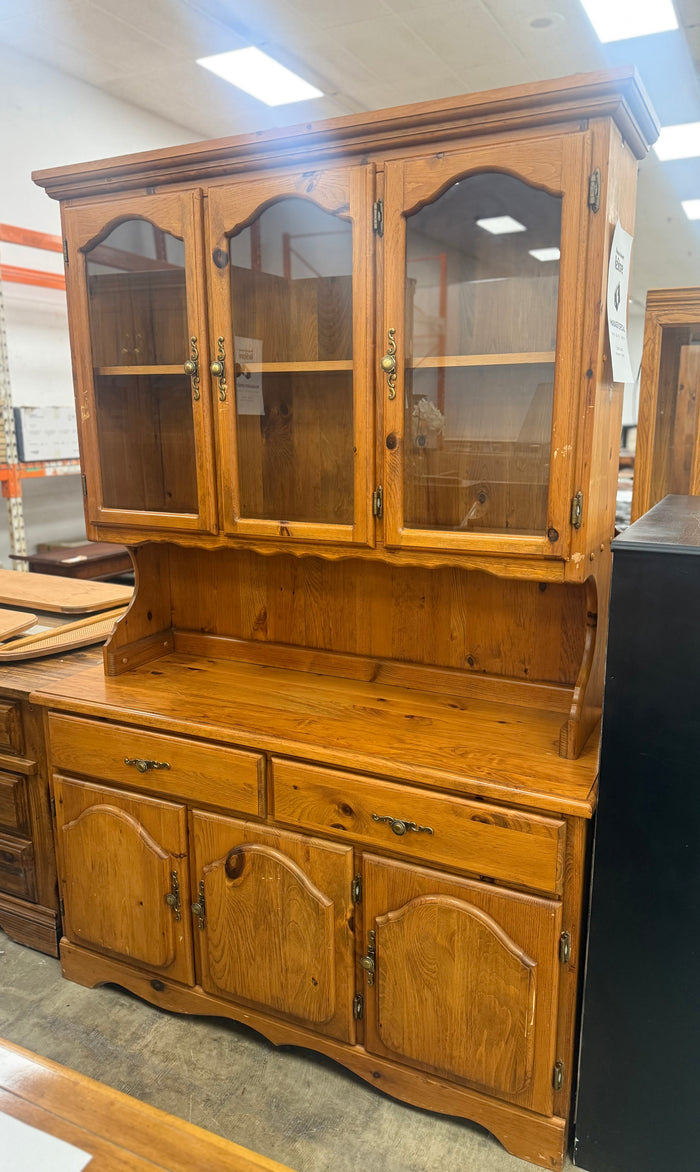 Light Wooden Buffet w/ Hutch