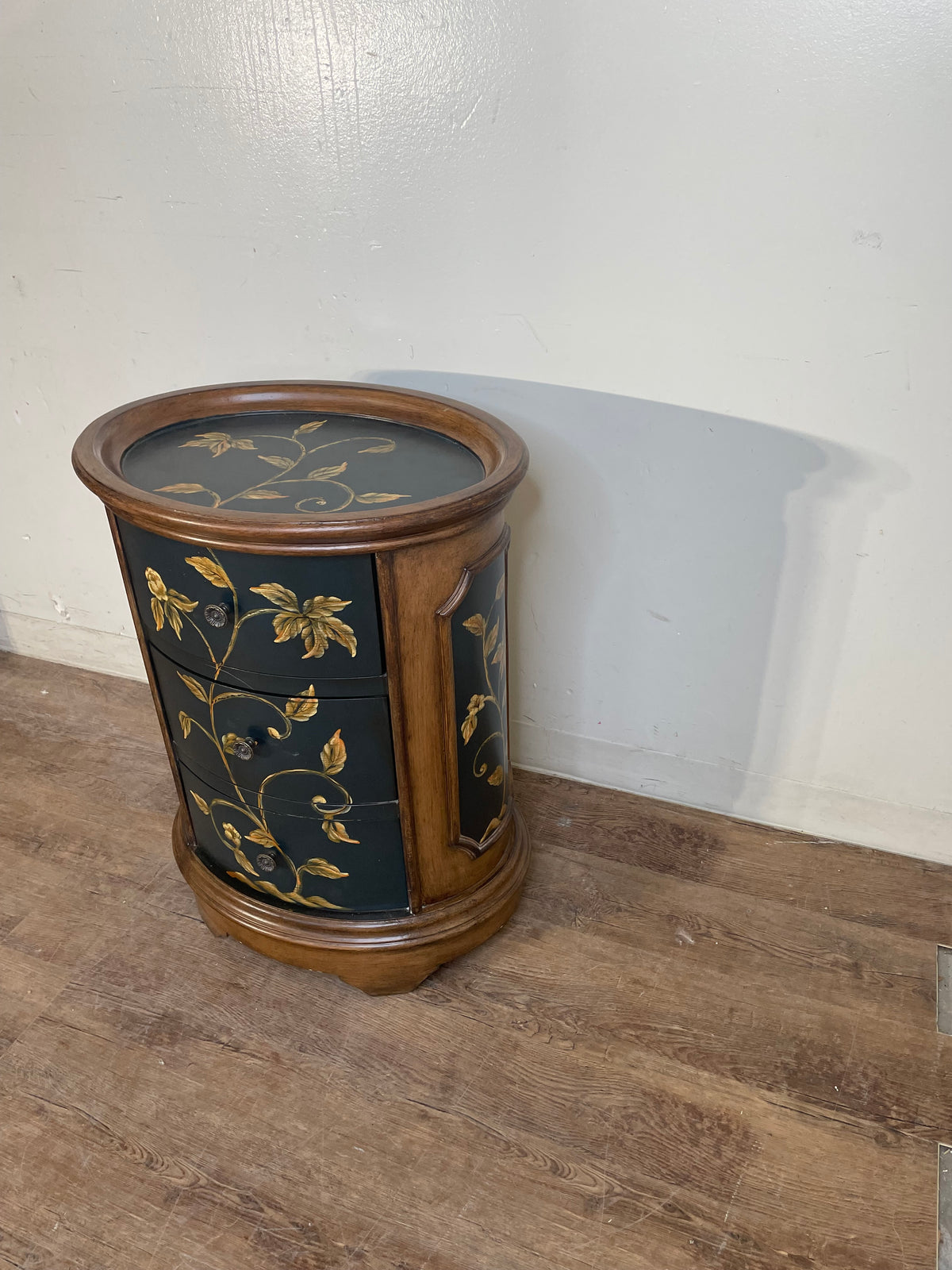 Oval 3-Drawer End Table