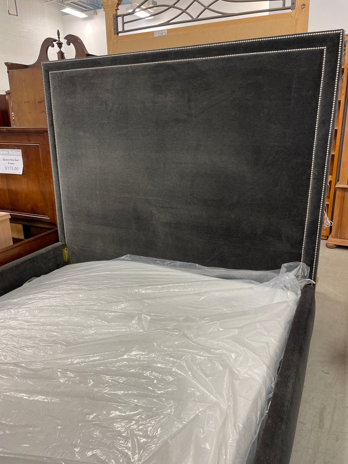 Grey fabric kingsized bedframe