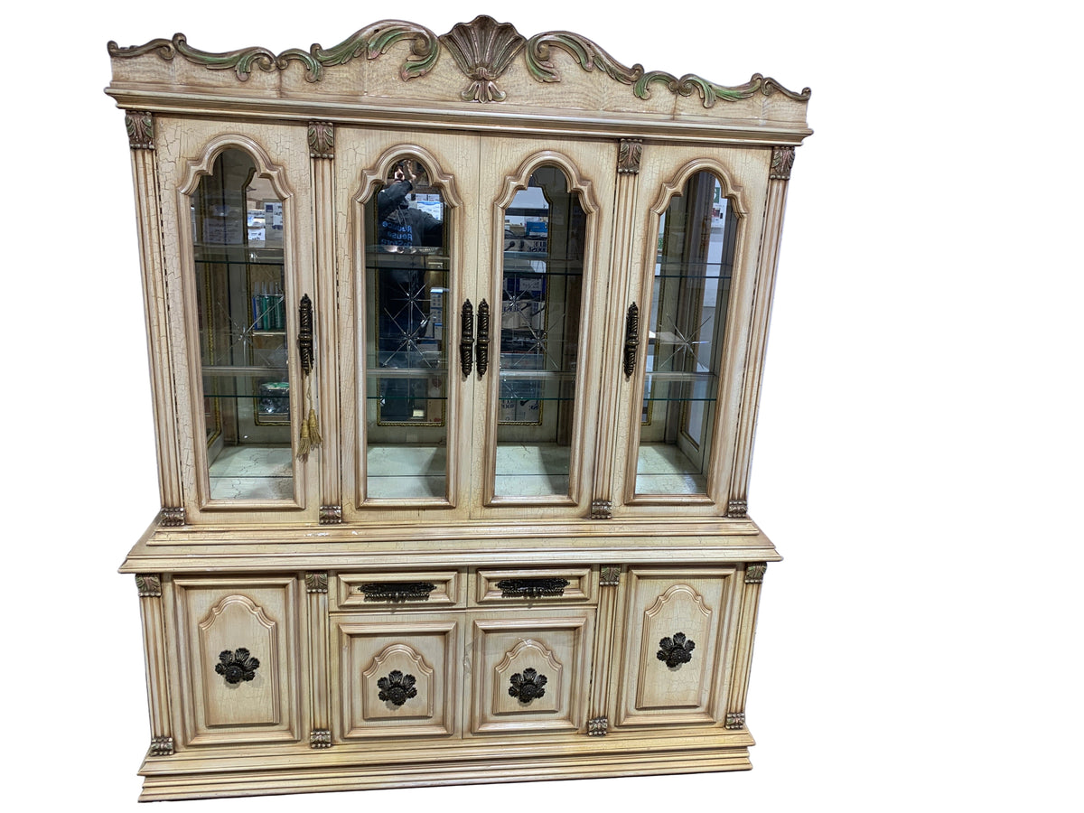 Salisbury China Cabinet