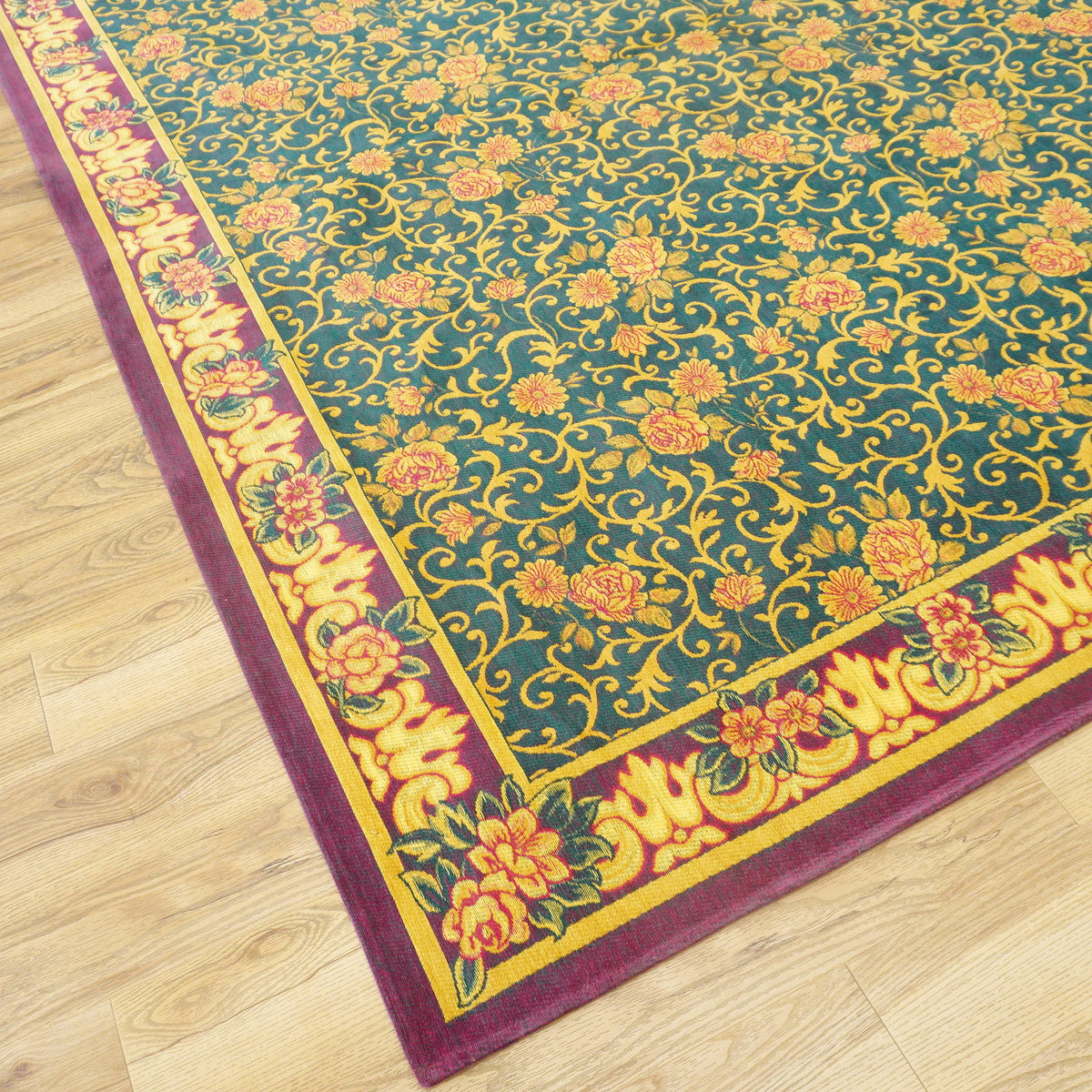 9x12-ft Chenille Floral Rug - Red, Gold, Green