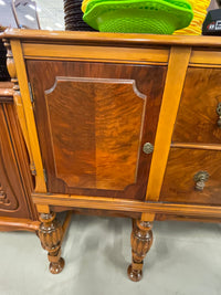 Vintage Honey Brown Sideboard W/Drawers