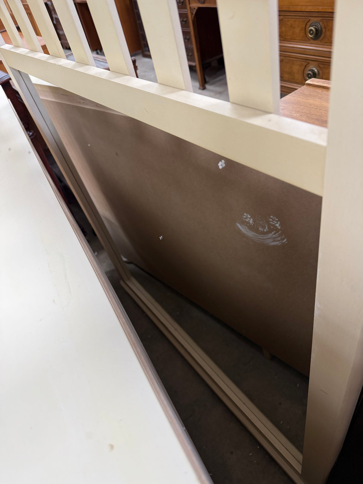 Cream-Coloured 9-Drawer Dresser with Mirror