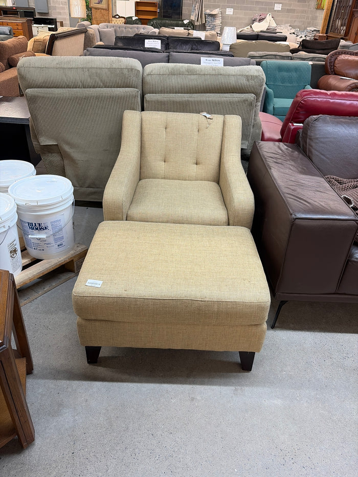 29 "W Beige Armchair And Ottoman Set