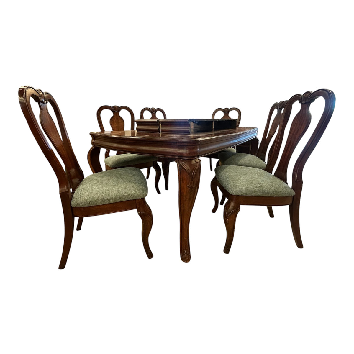 Makeda Dining Set
