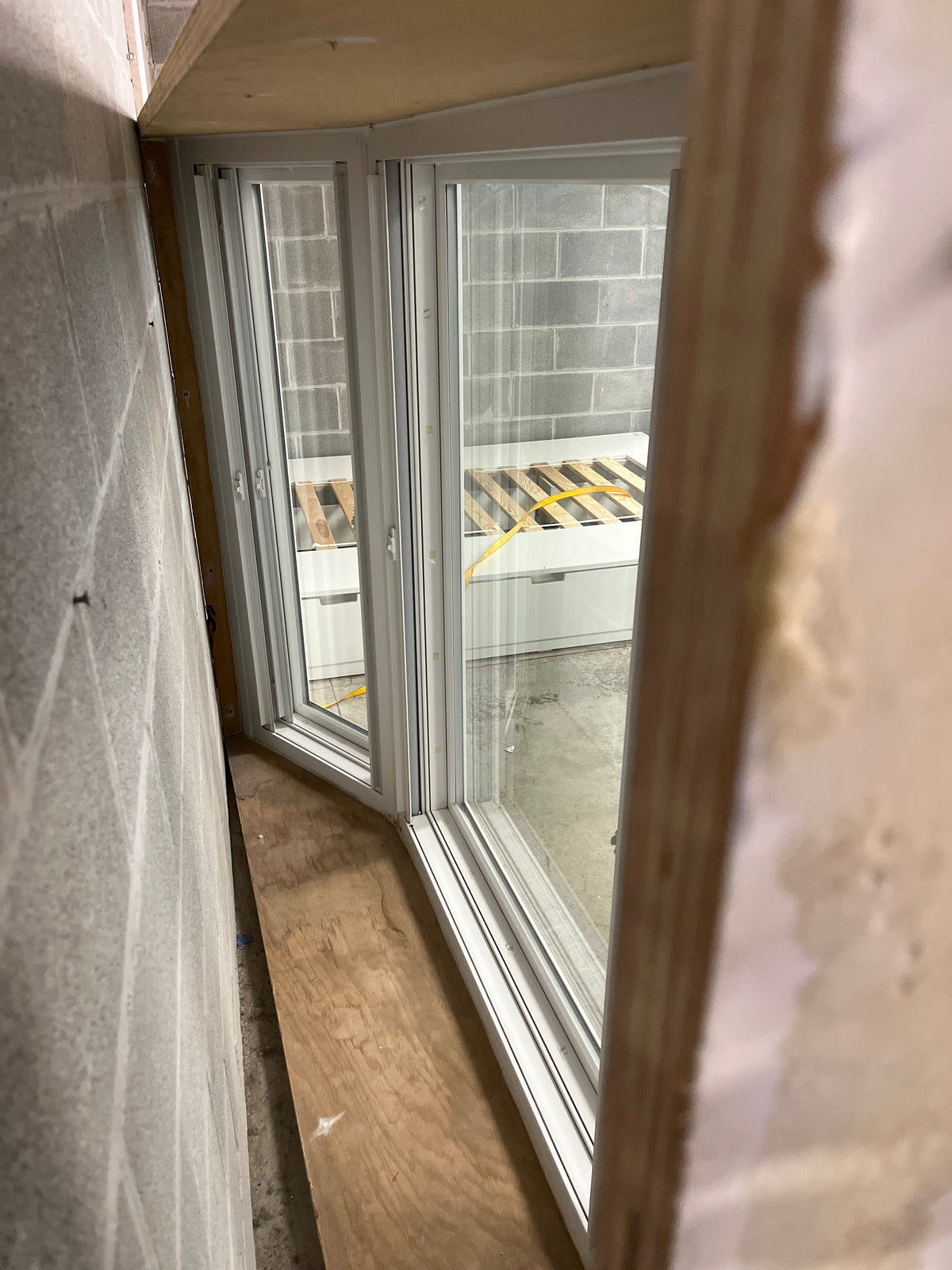5' x 7' Bay Window