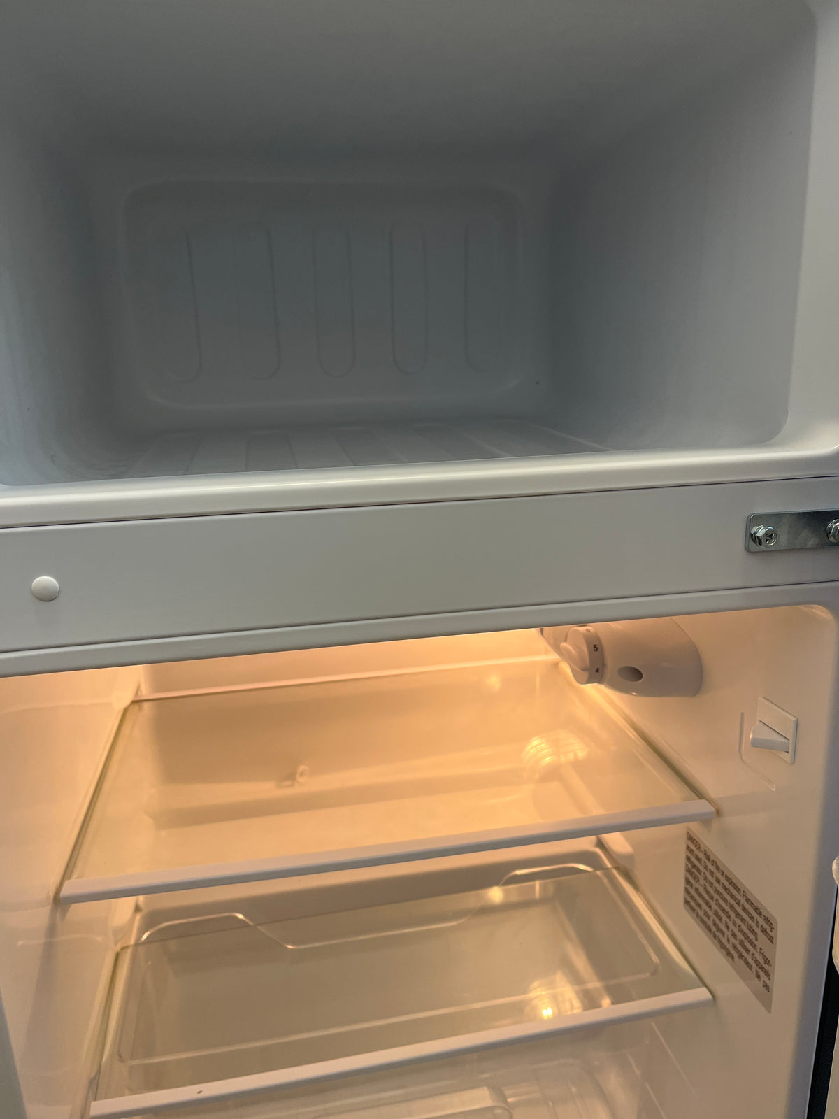 17.8" Frigidaire 3.1 cu. ft. Standard Depth Platinum Refrigerator