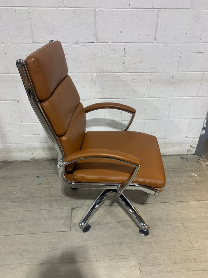 Executive Vinyl Chair