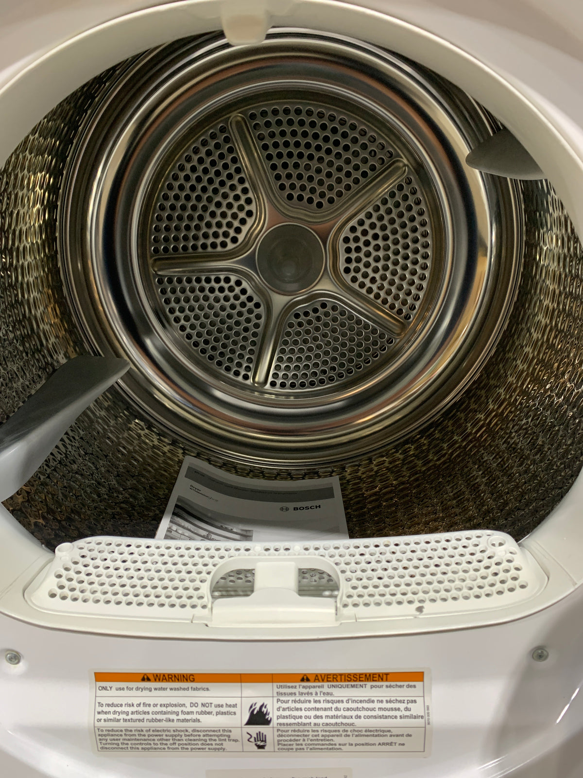 Bosch 800 Series Dryer 24"