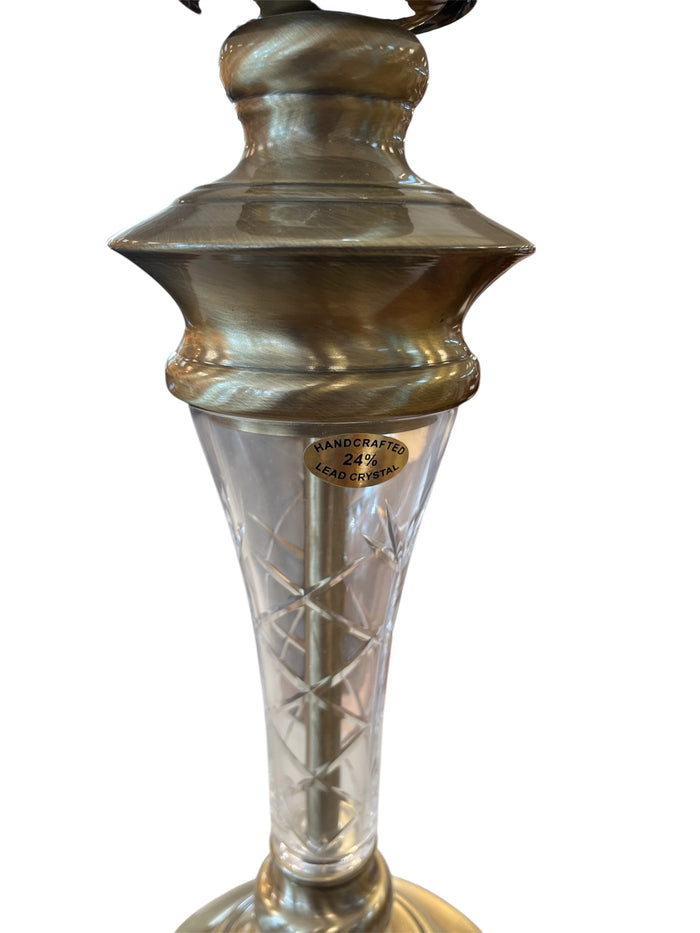 Traditional Table Lamp With Crystal Details