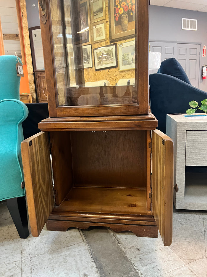 China Cabinet with Light