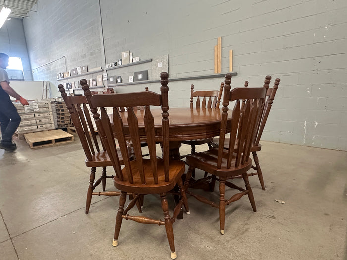 Solid Oak Table W/6 Chairs
