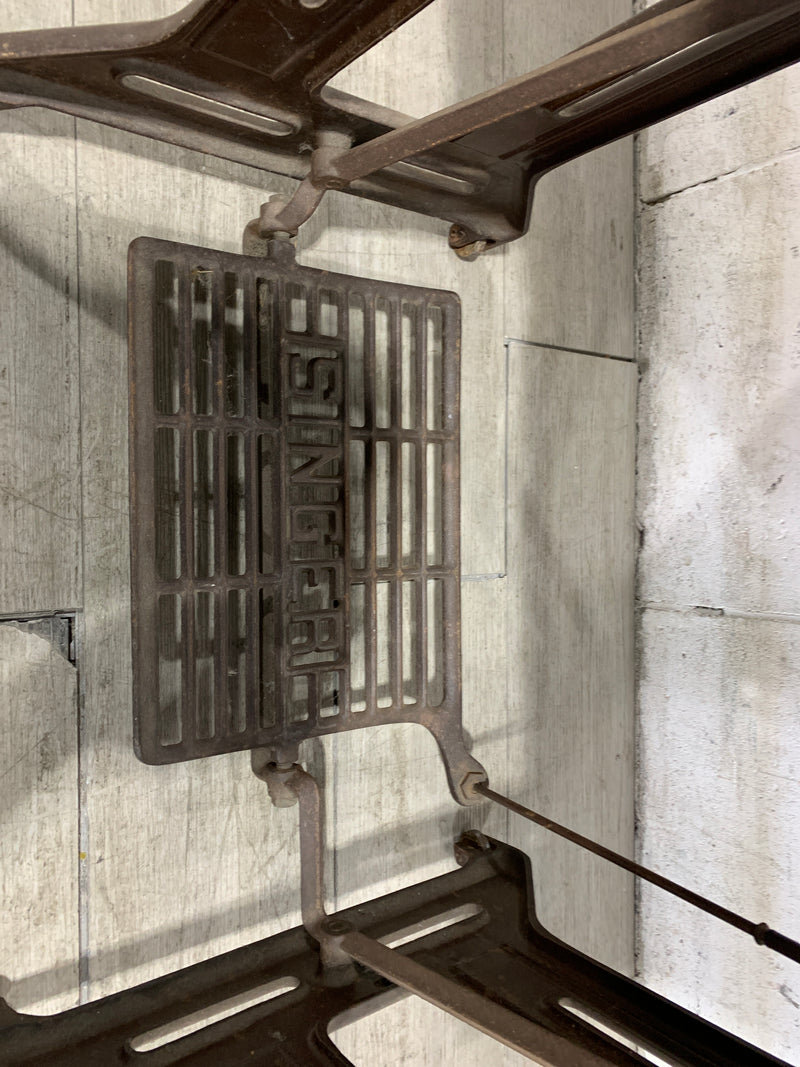 Vintage Singer Sewing Machine