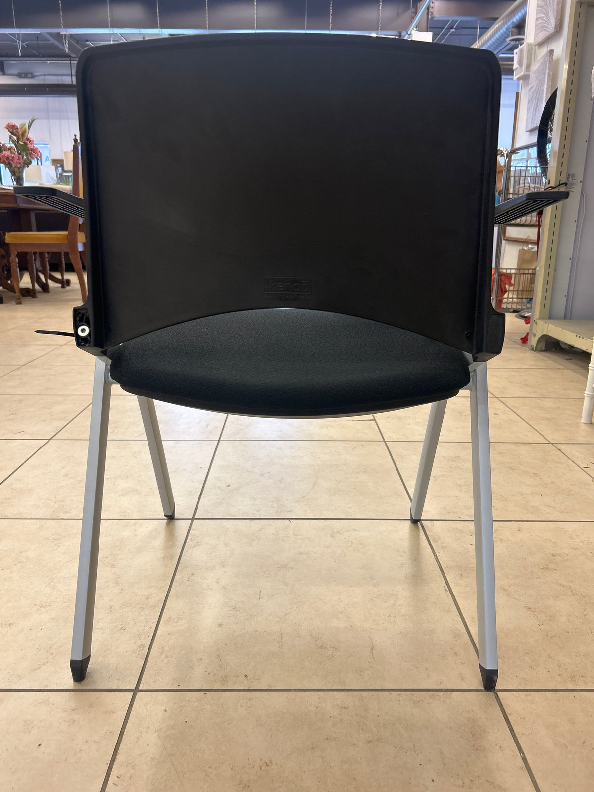 Lola Chair