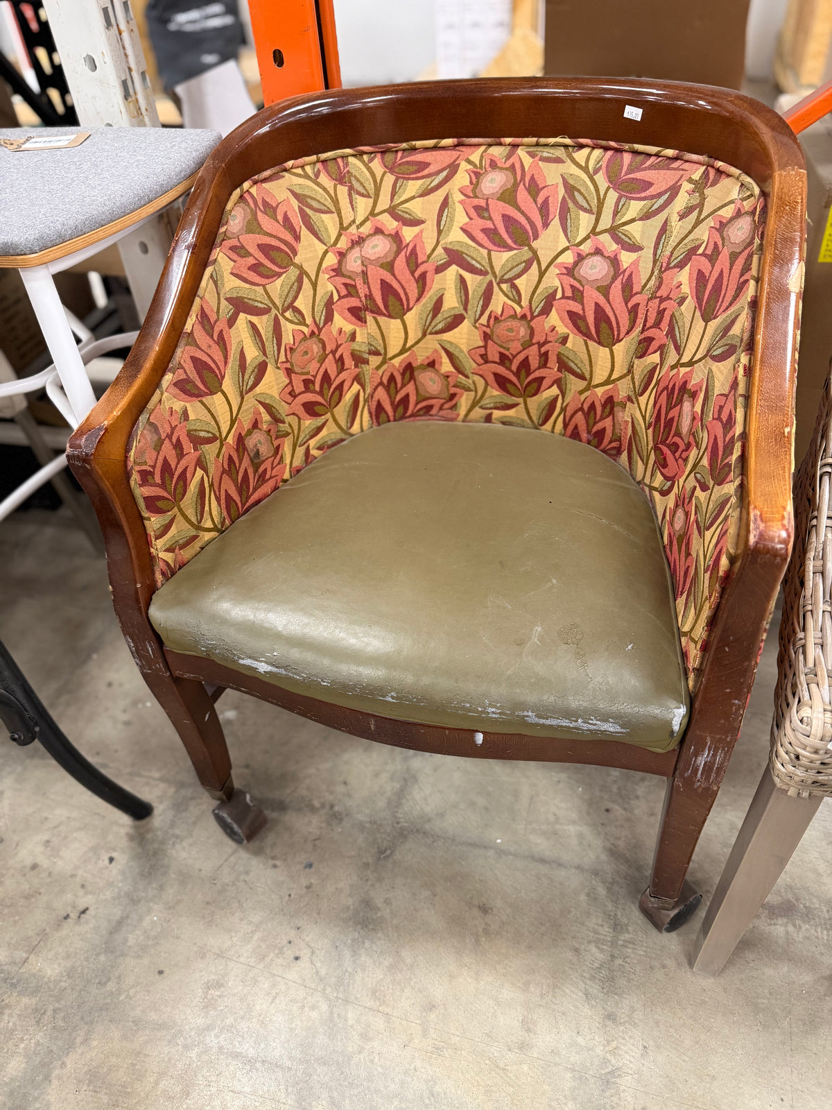 Vintage Styled Tub Accent Chair