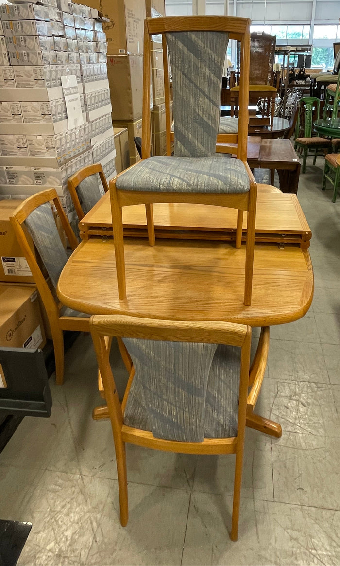 Wooden Table with 6 Chairs in Blue Fabric