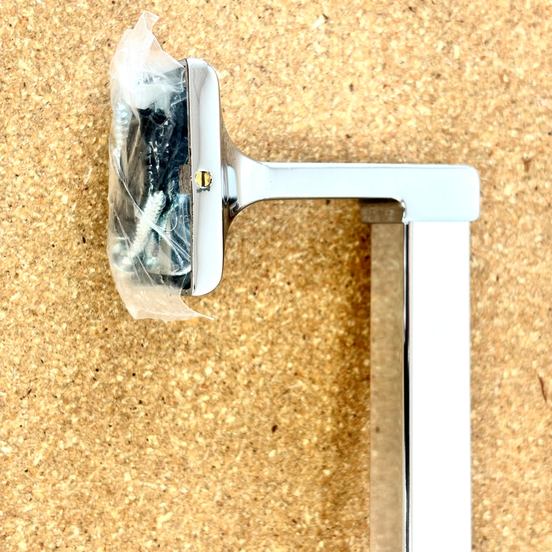 24-Inch Towel Bar in Bright Chrome, L0000724-26-12