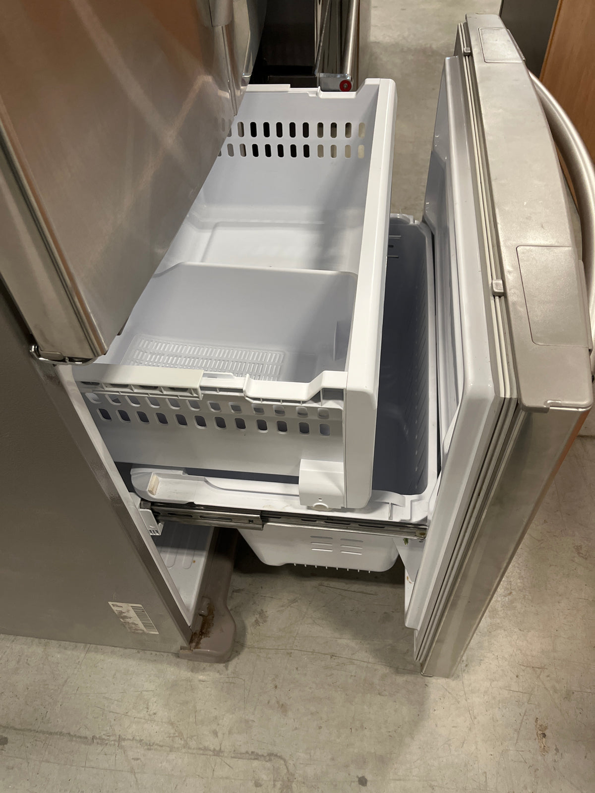 32"W French Door Refrigerator