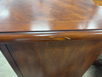 Traditional 3-Drawer Wood Nightstand