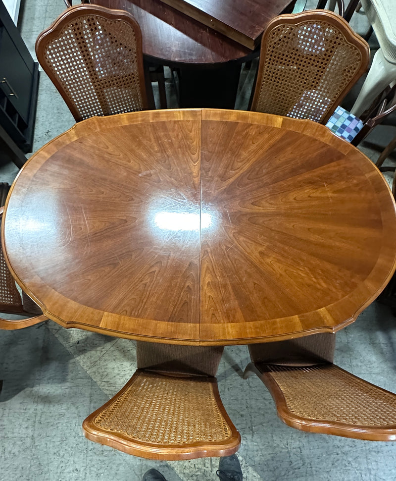 Wooden Dining Table W/6 Chairs