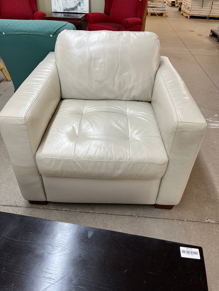 35"W Off White Leather Armchair