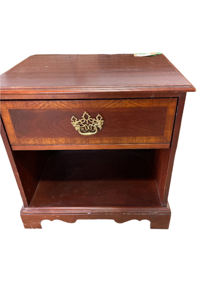 Fleetwood One Drawer Nightstand