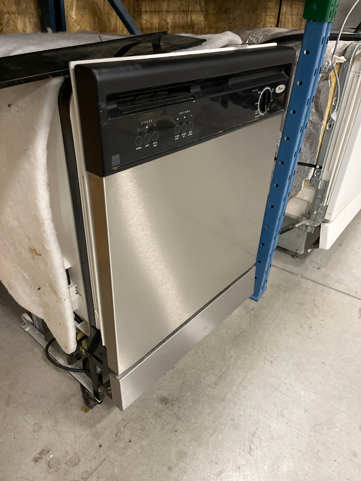 24"W Stainless Steel Whirlpool Dishwasher