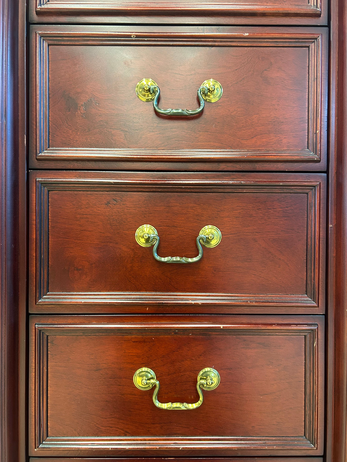 Calcillos Dresser (As is)