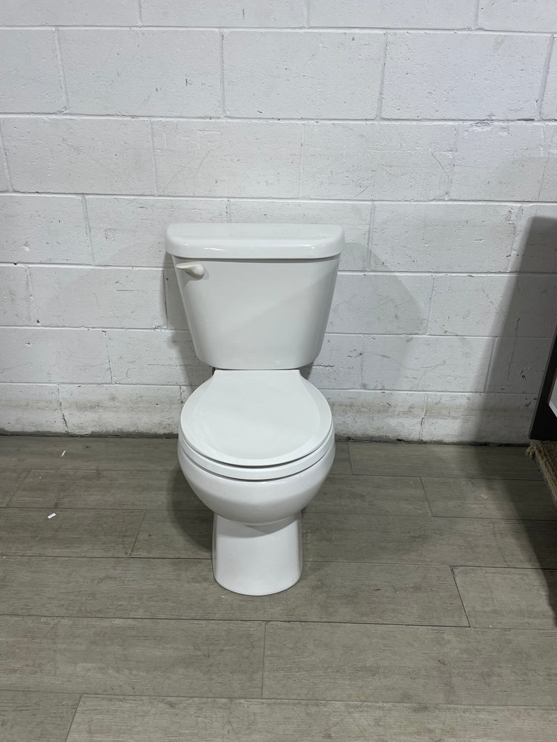 COMPLETE AMERICAN TOILET SEAT