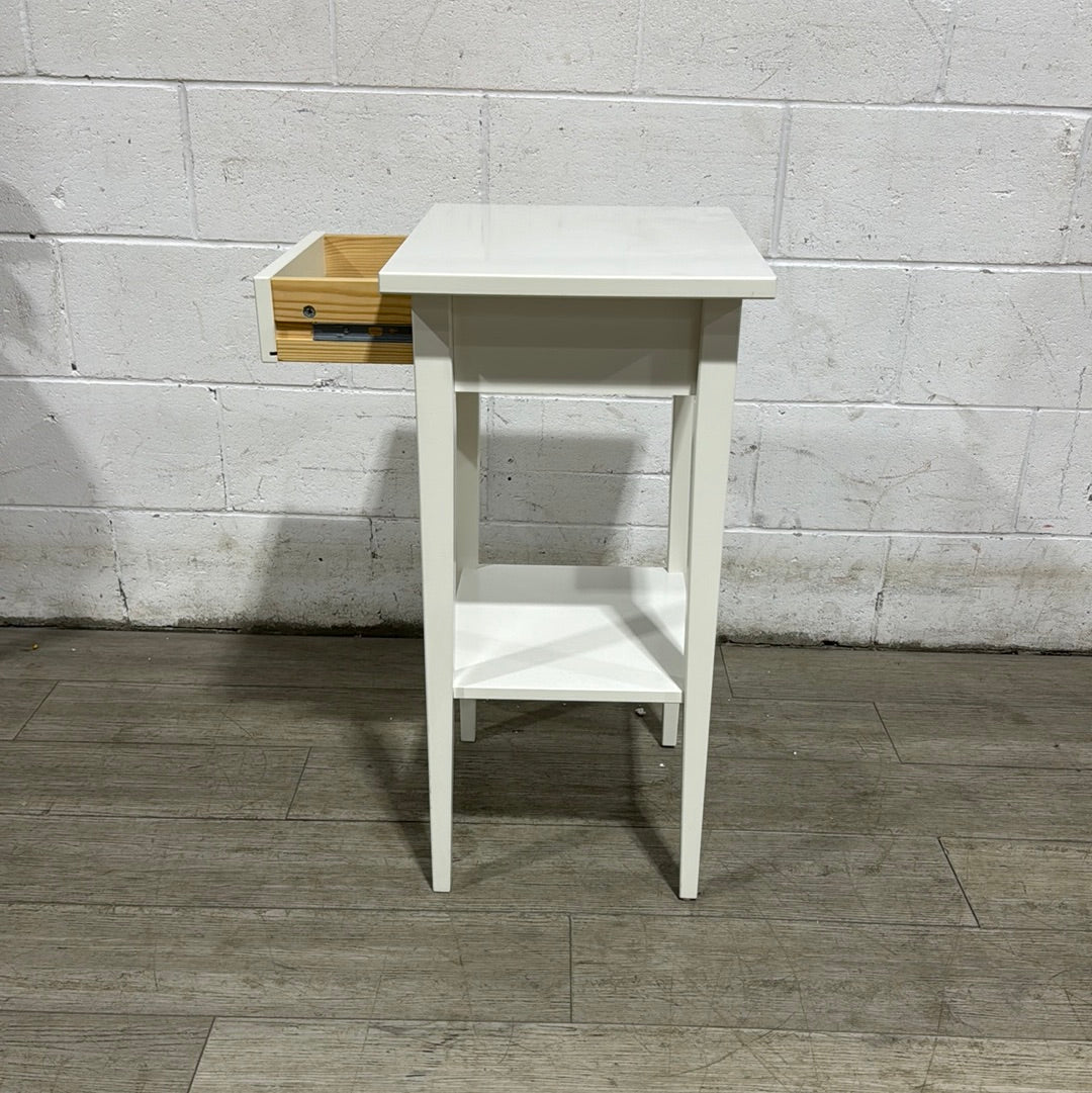 Belso White Nightstand