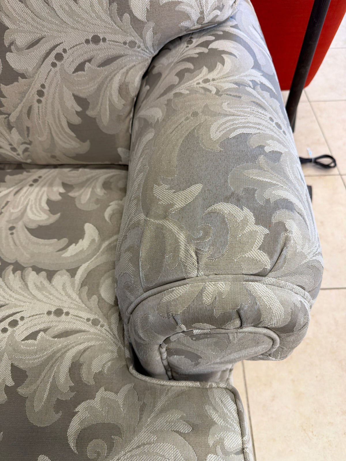 Paulina Loveseat