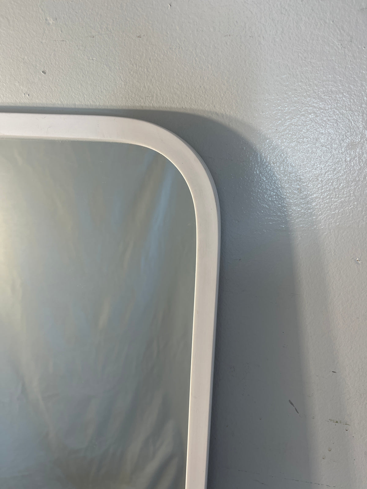 White Modern Rectangle Mirror