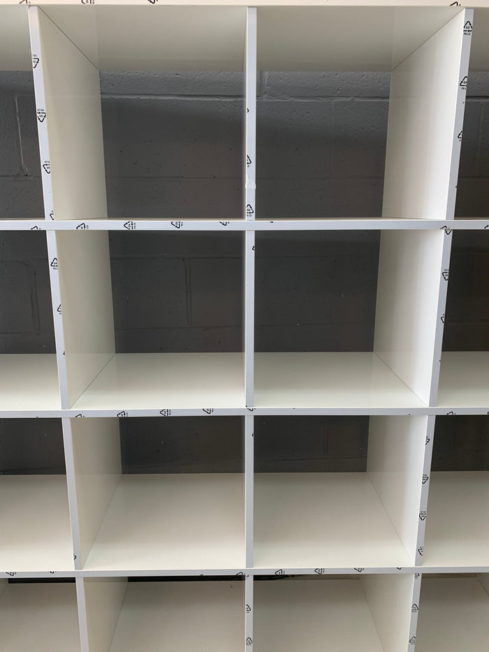 16 Cube White Shelf Unit