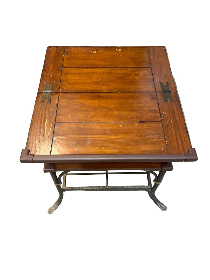 Vintage Lift-Top Wooden Dough Box Accent Table