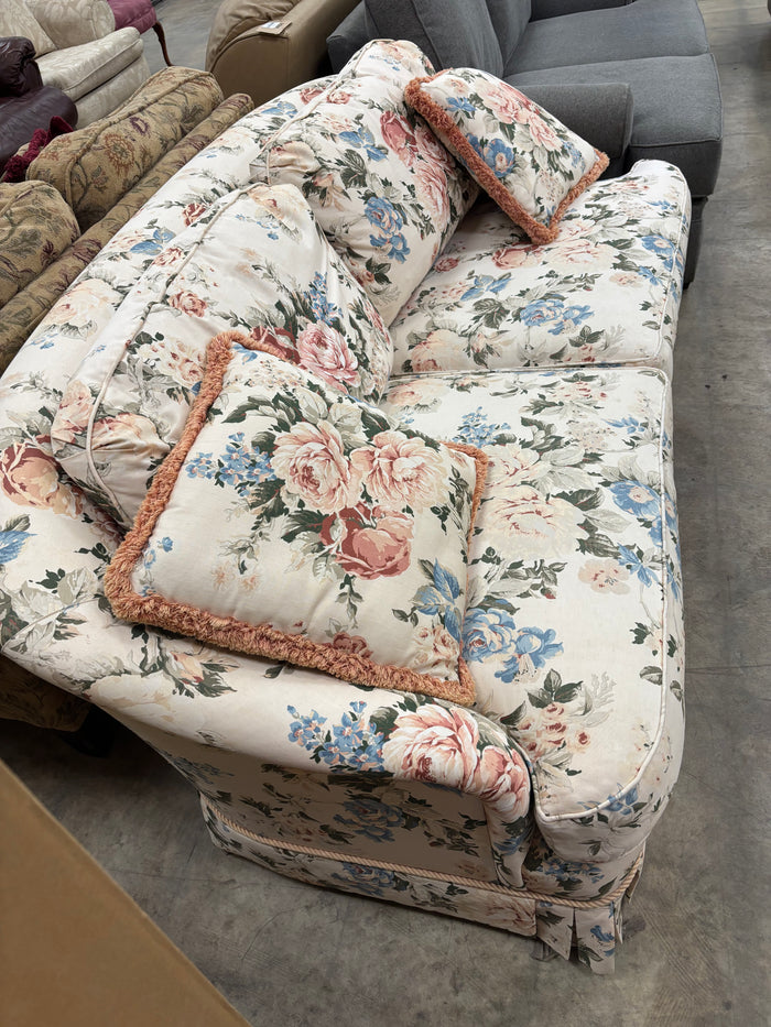 White Floral Loveseat with Throw Pillows