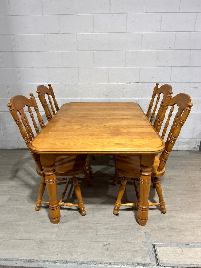 Galanta Dining Set