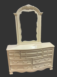 Elegant Dresser with Mirror (Cream Coloured)