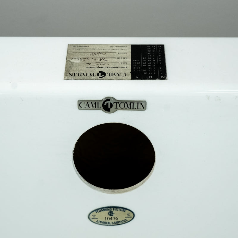 Caml-Tomlin 71x31x24-In White Freestanding Bathtub w/ Air Pump & Remote