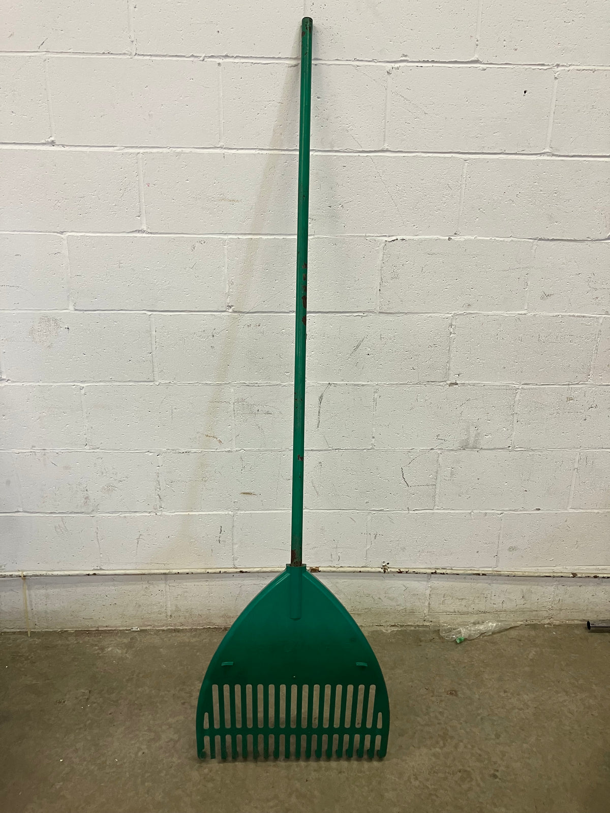 Leaf Mate Rake