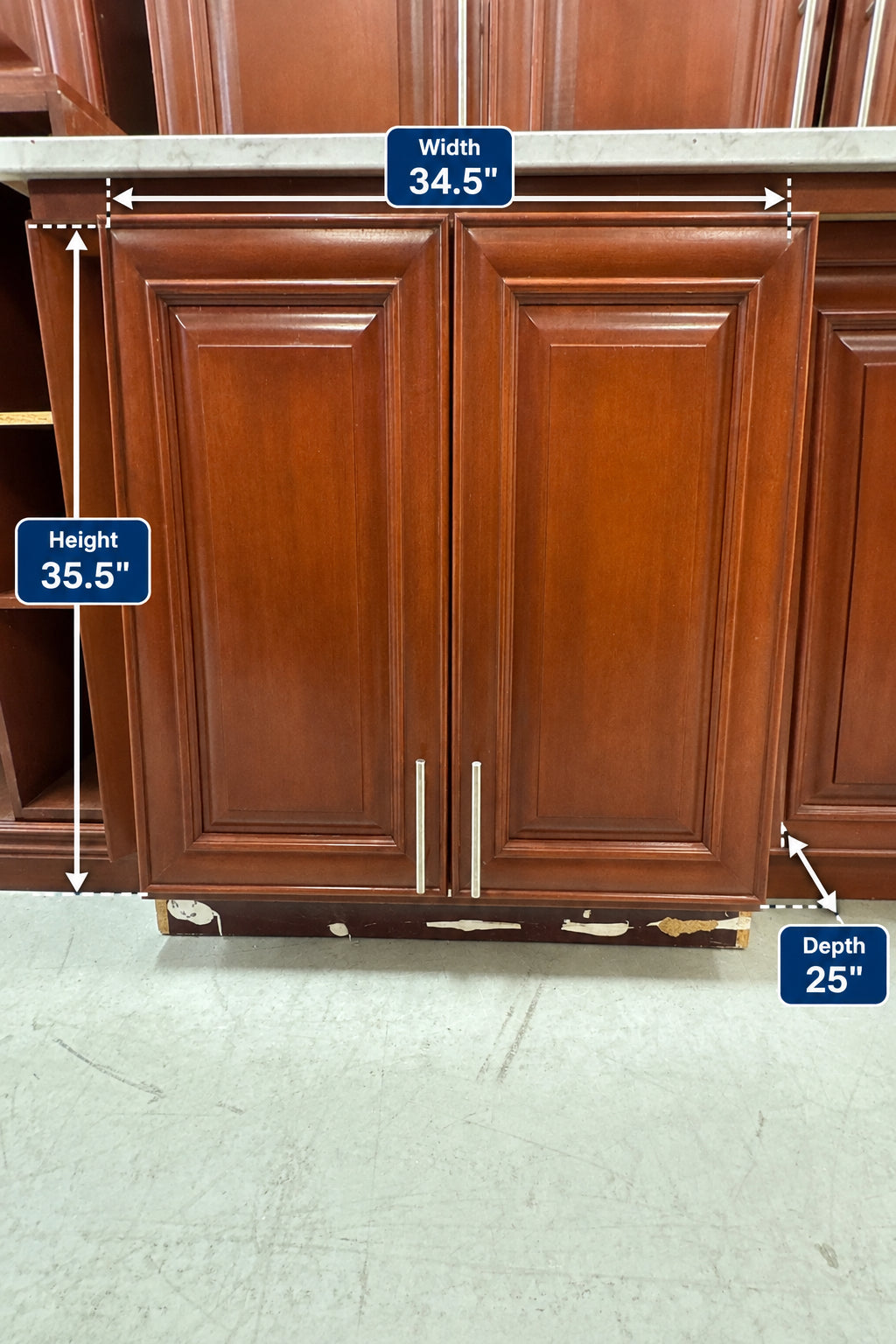 Set of Kitchen Cabinets in Brown