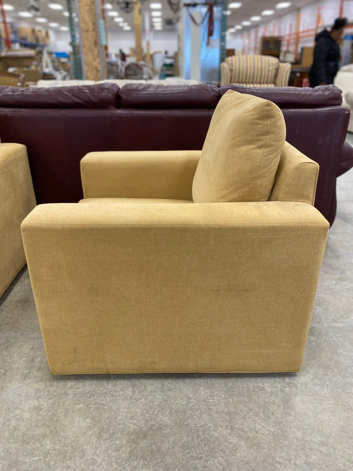 Tan gresham house Square Swivel Chair