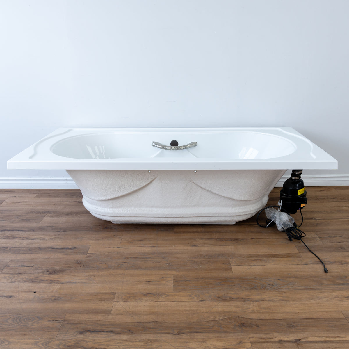 Elegancia Contour Bath Tub - 72" D x 21" H x 42" W