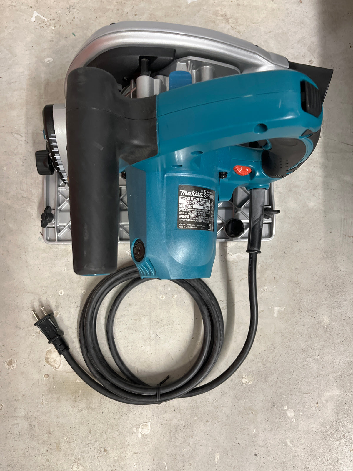 6.5" Makita Plunge Cut Circular Saw